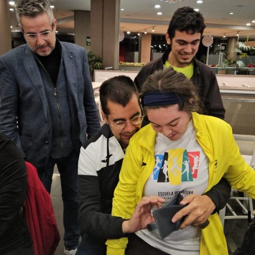 d06fb64a 9b27 4d5c a8b5 91be092a0a6d